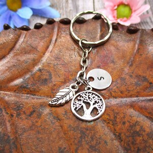 Llavero de árbol Regalos personalizados para ella / él Llavero de hoja Árbol de la vida