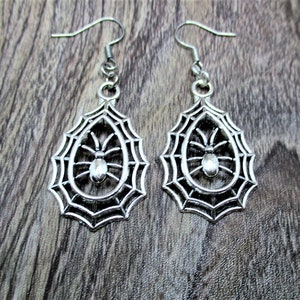 Spiderweb Earrings Spider Jewelry Spooky Gifts For Her Spider Earrings Halloween Earrings Spooky Gifts