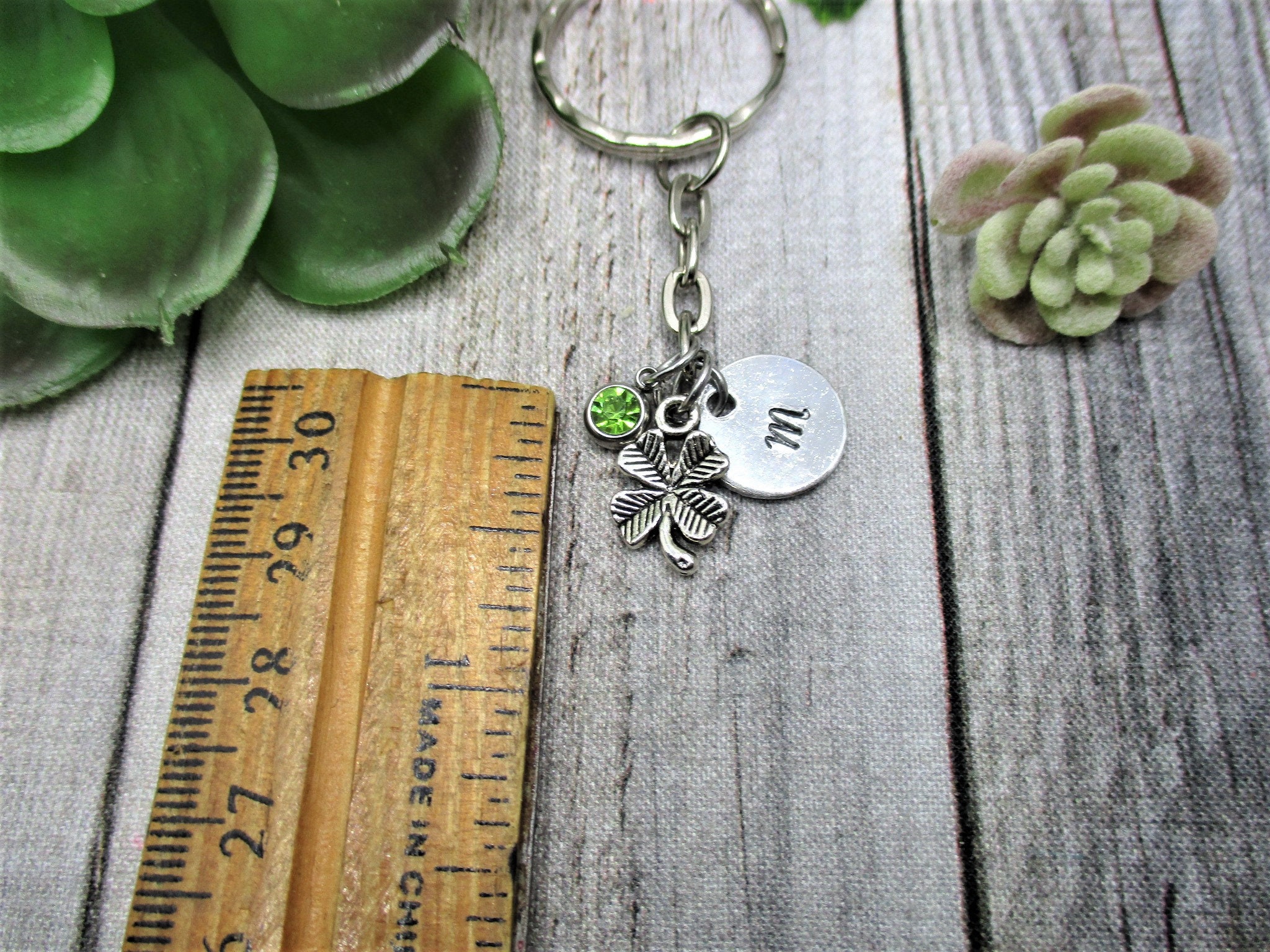 Creative Clover Keychain With Rhinestones – Gold-Tone Metal Key Ring Charm, Gift Box Included