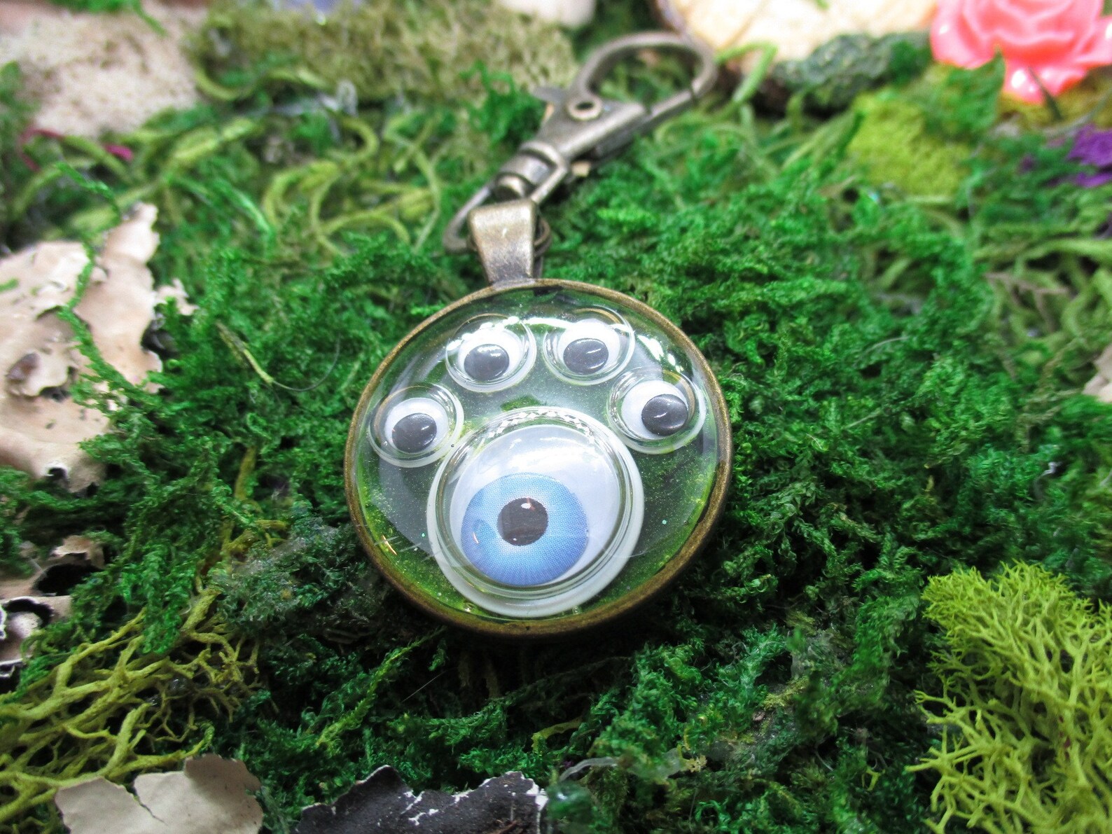 Googly Eye Keychain Blue Googly Eyes In Resin Keychain Odd Etsy