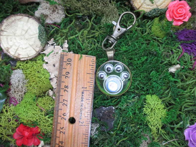 Googly Eye Keychain Blue Googly Eyes In Resin Keychain Odd Etsy