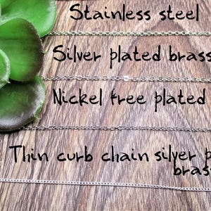 Collar con dije de neurona fusiforme, collar de biología, collar de células, collar de ciencia, collar STEM, collar de química, joyería de ciencia neuronal. imagen 3