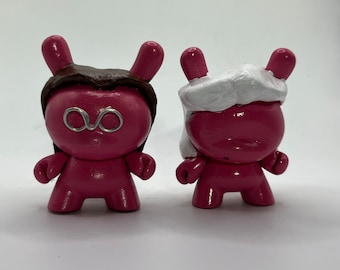 GREASY STRANGLER | minimalist custom kidrobot dunny set