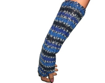 Blue/white/grey knitted armwarmers