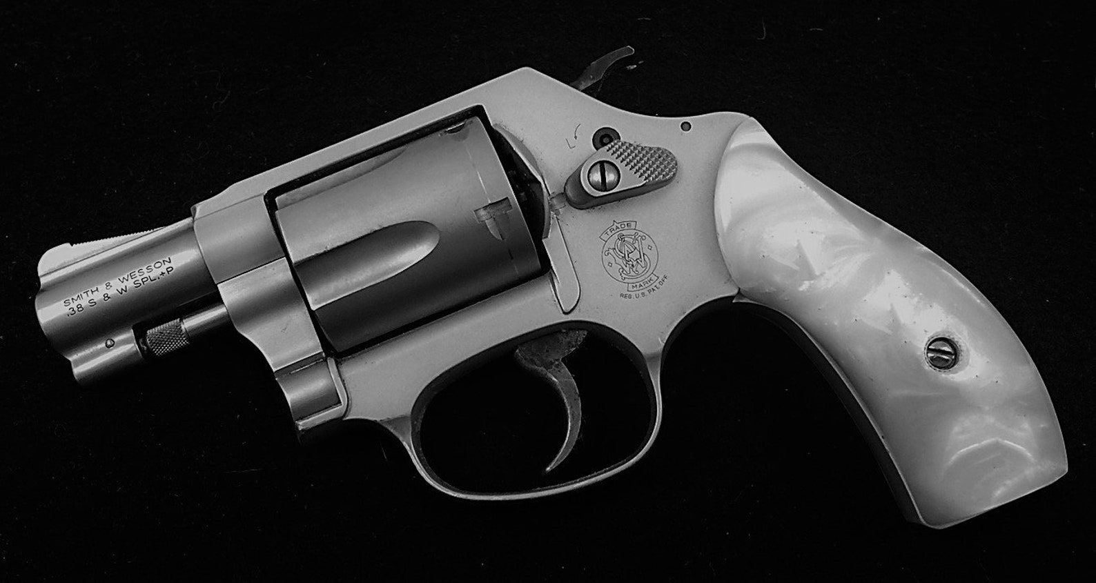 J Frame Grips fits many Smith Wesson S&W Mother of Pearl image 0.