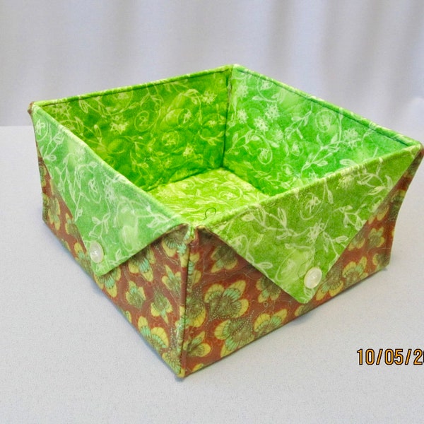 Green and Gold Cotton Fabric Quilted Box Square Storage Organizer