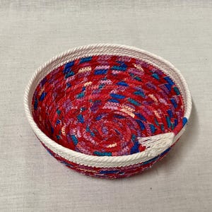 Cotton Fabric Cord Round Bowl Basket Red