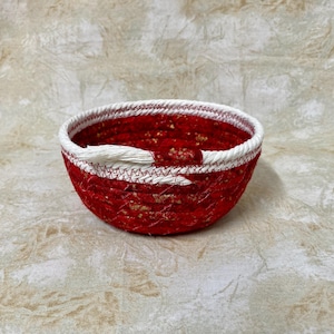 Small Round Cotton Fabric Coiled Rope Bowl Basket