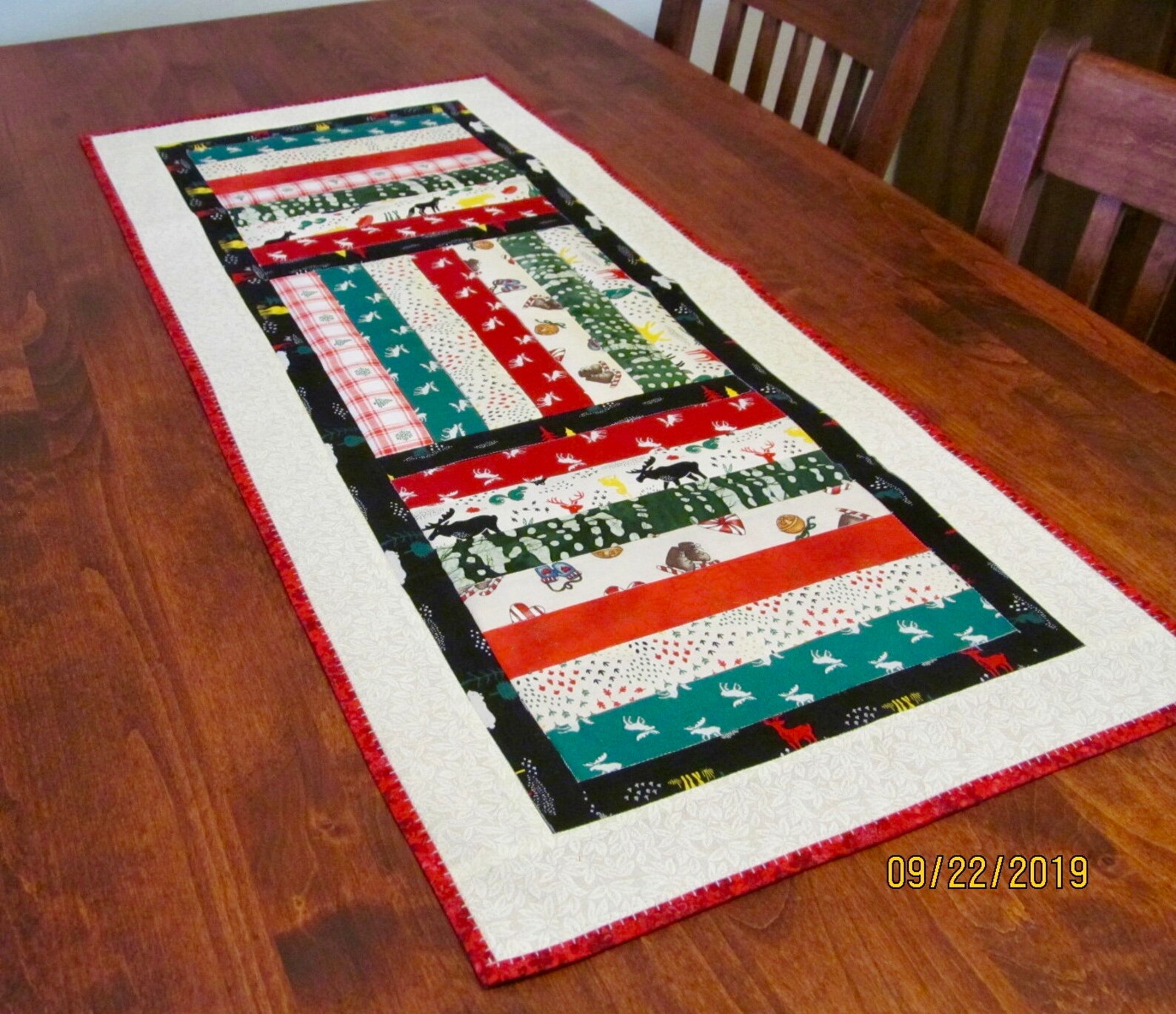 Red/green Christmas Table Runner Etsy