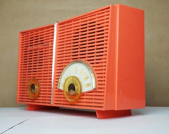 1959 年製ヴィンテージ PHILCO G826-124 真空管ラジオ (「フレイム 1959 年製ヴィンテージ PHILCO G826-124 真空管ラジオ (「フレイム