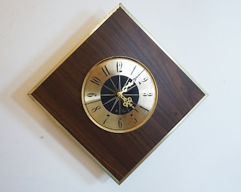 1960s MCM Vintage SETH THOMAS Floating Diamond Wall Model