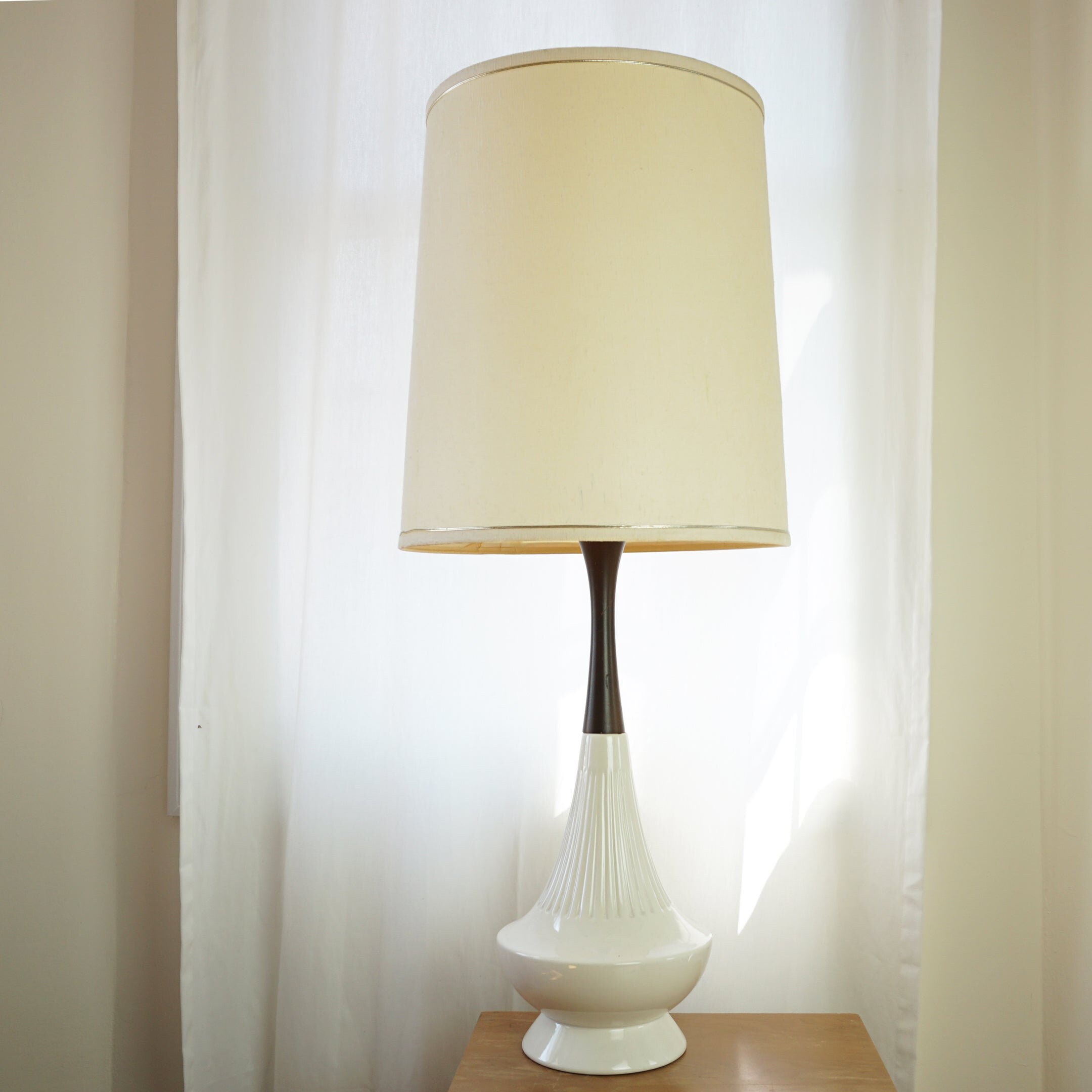 Glass leviton lamp - Etsy 日本 Glass leviton lamp - Etsy 日本