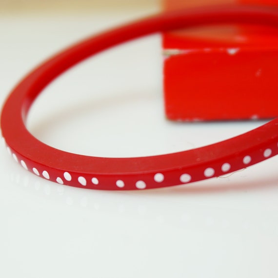 1980s Vintage Bakelite Red Dotted Bracelet - image 2