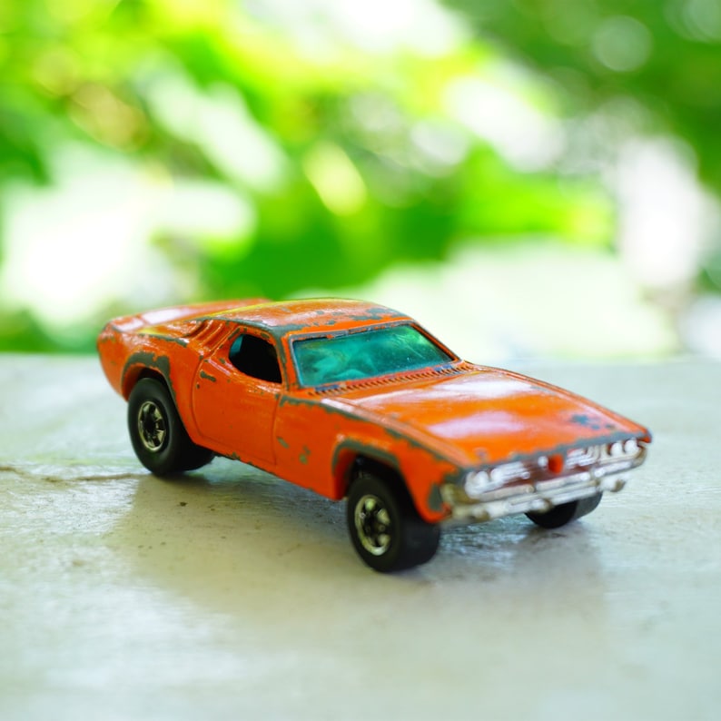 1970 Vintage HOT WHEELS Dixie Challenger Blackwall Car. Missing Decals