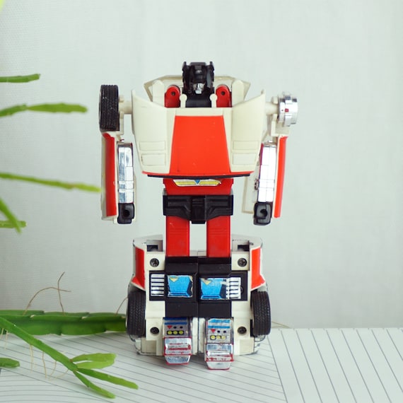 1980–1982 Vintage TAKARA Transformer G1 Autobot Cars: Red Alert