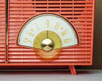 1959 年製ヴィンテージ PHILCO G826-124 真空管ラジオ (「フレイム