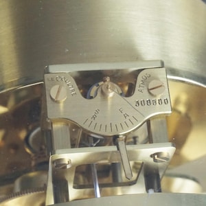1970's Vintage Jaeger-Lecoultre & Cie ATMOS Metal Caliber 528-8 15 Swiss Clock image 7
