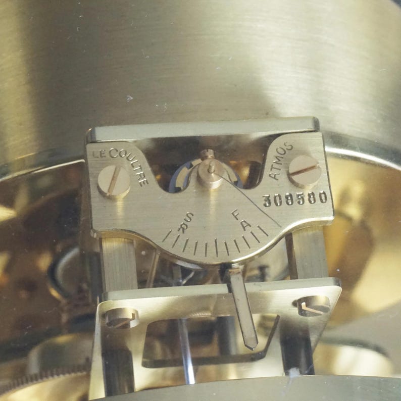 1970's Vintage Jaeger-Lecoultre & Cie ATMOS Metal Caliber 528-8 15 Swiss Clock image 7