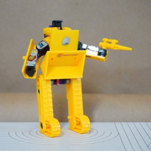 Transformer G2 Decepticon HASBRO Vintage 1993: Bonecrusher en forma de Devastator