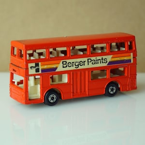 1972 Vintage Diecast MATCHBOX Superfast #17 The Londoner Berger Paints Paints Red Double Decker Bus. Made in England by Lesney.