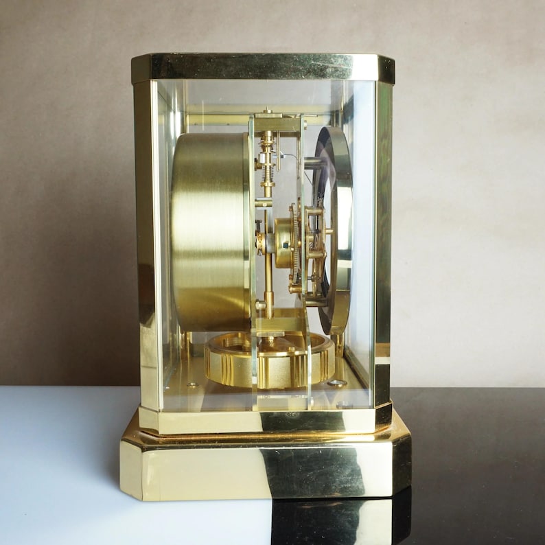 1970's Vintage Jaeger-Lecoultre & Cie ATMOS Metal Caliber 528-8 15 Swiss Clock image 5