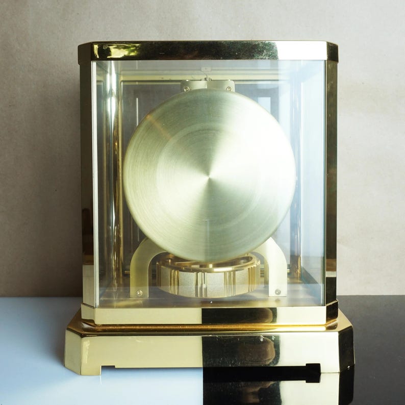 1970's Vintage Jaeger-Lecoultre & Cie ATMOS Metal Caliber 528-8 15 Swiss Clock image 3