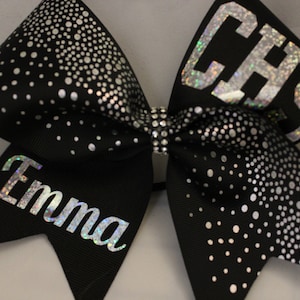 Custom Cheer Bow - zwart met zilveren holo-dots (GEEN strassteentjes) met lint in elke kleur en glitter of zilveren kleurkeuze strik met snelle doorlooptijd
