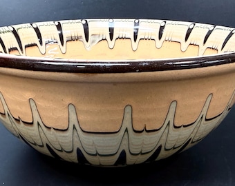 Sofia Bulgaria 1984 Bulgarian Ship Decorated Redware Pottery Bowl 8 5/8"