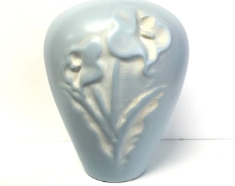 Haeger Art Pottery Powder Blue Cala Lily Vase 7102 1987