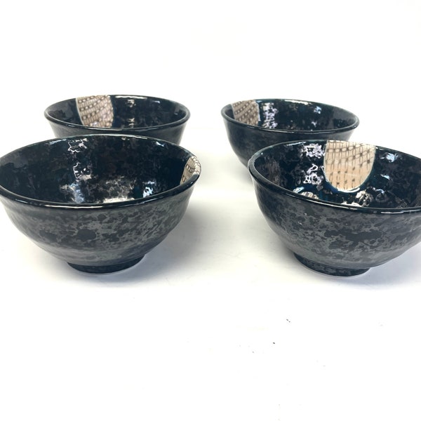 Set of 4 Vintage Japanese Rice Noodle Bowls Porcelain Black Iridescent Glaze
