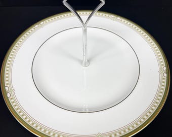 Royal Doulton Fine Bone China Litchfield Handled Tid Bit Snack Plate RARE