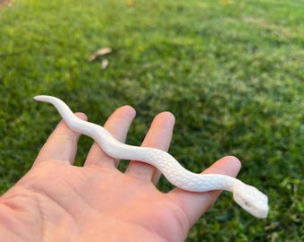 SNAKE BONE Hair Pin. Snake Bone Hair Stick. Serpent Carved Bone Hairstick.Snake Bone Hair Fork. For Witchy Wiccan High Priestess.Handmade