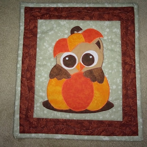 Owl wall or table quilt for fall-Pumpkin quilt for wall or table