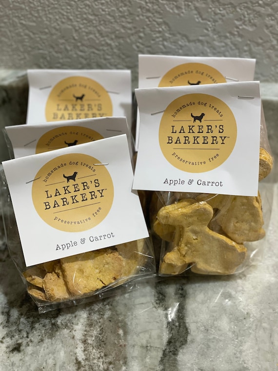 apple carrot dog biscuits