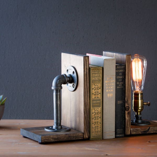 Bookends lamp/Rustic decor/Industrial lamp/Steampunk light/Unique lamp/Housewarming/Gift for Men & Book lover/Bedside lamp/Desk accessories
