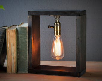 Table lamp-Desk lamp-Edison Steampunk lamp-Rustic home decor-Gift for men-Farmhouse decor-Home decor-Desk accessories-Industrial lighting