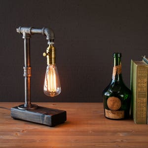 Table lamp-Desk lamp-Edison Steampunk lamp-Rustic home decor-Gift for men-Farmhouse decor-Home decor-Desk accessories-Industrial lighting image 9