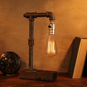 Table lamp-Desk lamp-Edison Steampunk lamp-Rustic home decor-Gift for men-Farmhouse decor-Home decor-Desk accessories-Industrial lighting image 6