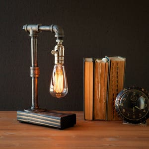 Table lamp-Desk lamp-Edison Steampunk lamp-Rustic home decor-Gift for men-Farmhouse decor-Home decor-Desk accessories-Industrial lighting image 4