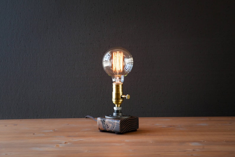 Table lamp-Desk lamp-Edison Steampunk lamp-Rustic home decor-Gift for men-Farmhouse decor-Home decor-Desk accessories-Industrial lighting image 7