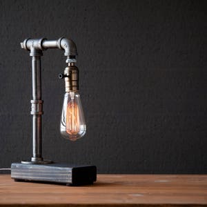 Table lamp-Desk lamp-Edison Steampunk lamp-Rustic home decor-Gift for men-Farmhouse decor-Home decor-Desk accessories-Industrial lighting image 8