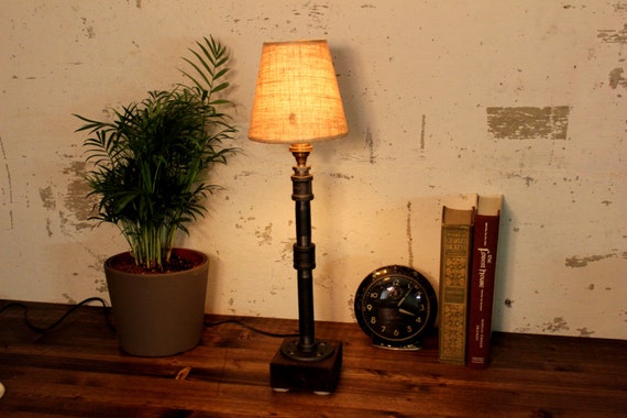 Table lamp-Desk lamp-Edison Steampunk lamp-Rustic home decor-Gift for men-Farmhouse decor-Home decor-Desk accessories-Industrial lighting