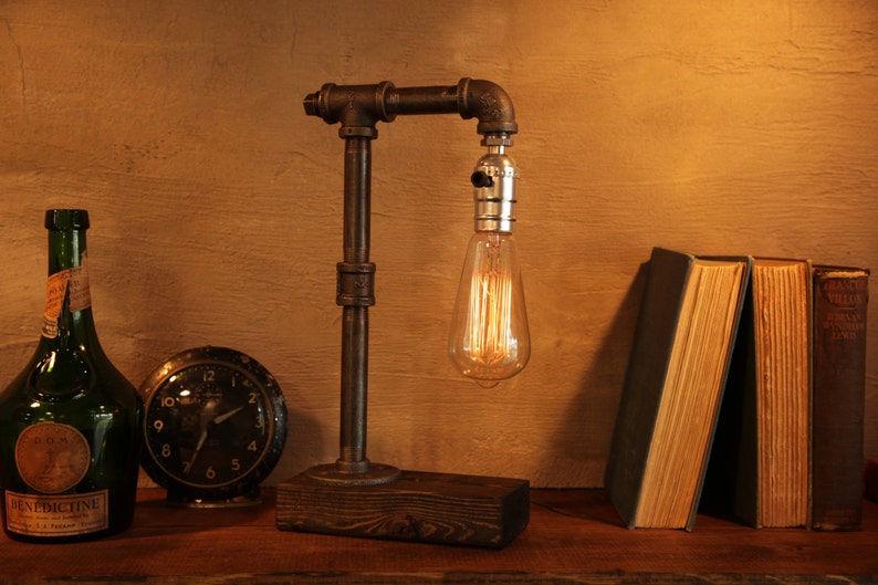 Table lamp-Desk lamp-Edison Steampunk lamp-Rustic home decor-Gift for men-Farmhouse decor-Home decor-Desk accessories-Industrial lighting image 2