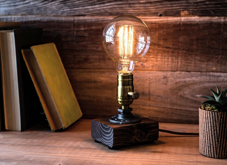 Table lamp-Desk lamp-Edison Steampunk lamp-Rustic home decor-Gift for men-Farmhouse decor-Home decor-Desk accessories-Industrial lighting image 1