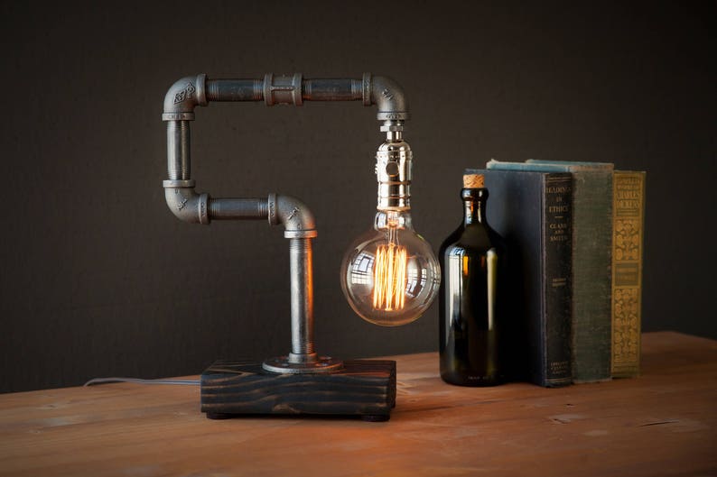 Table lamp-Desk lamp-Edison Steampunk lamp-Rustic home decor-Gift for men-Farmhouse decor-Home decor-Desk accessories-Industrial lighting image 4