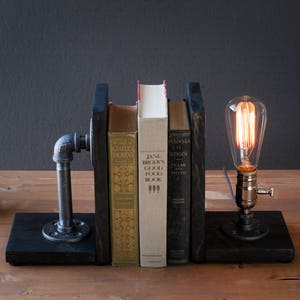 Bookend lamp/Rustic decor/Industrial lamp/Steampunk light/Unique lamp/Housewarming/Gift for Men & Book lover/Bedside lamp/Desk accessories