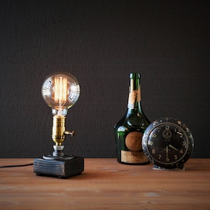 Table lamp-Desk lamp-Edison Steampunk lamp-Rustic home decor-Gift for men-Farmhouse decor-Home decor-Desk accessories-Industrial lighting image 7