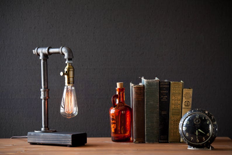 Table lamp-Desk lamp-Edison Steampunk lamp-Rustic home decor-Gift for men-Farmhouse decor-Home decor-Desk accessories-Industrial lighting image 7