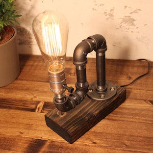 Table lamp-Desk lamp-Edison Steampunk lamp-Rustic home decor-Gift for men-Farmhouse decor-Home decor-Desk accessories-Industrial lighting image 5