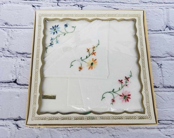 Vintage set of 3 new hankies in tray